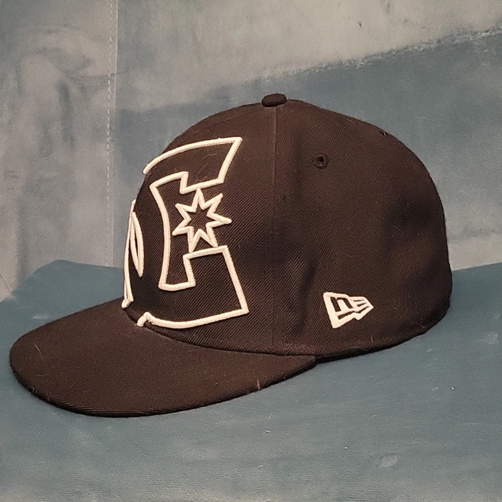 DC cap - Picture 2 of 8